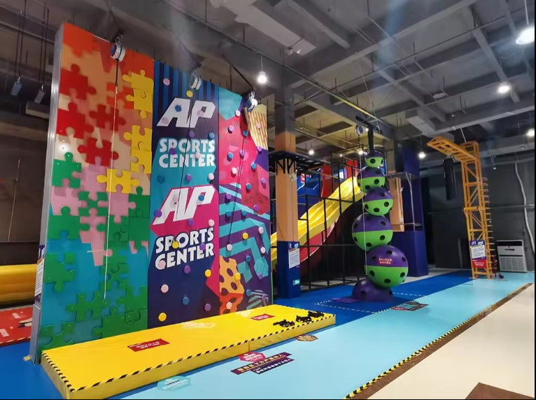 High Quality Customizable Mixed Colour Commercial Soft Play For Kids Climbing Wall Full Set Creative Indoor Playground Climbing Walls Soft/ Rock Climbing Wall Equipment