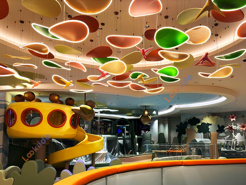 Shangri-La Luxurious High-End Design Soft Playground with Western Restaurant. Real Estate Investment